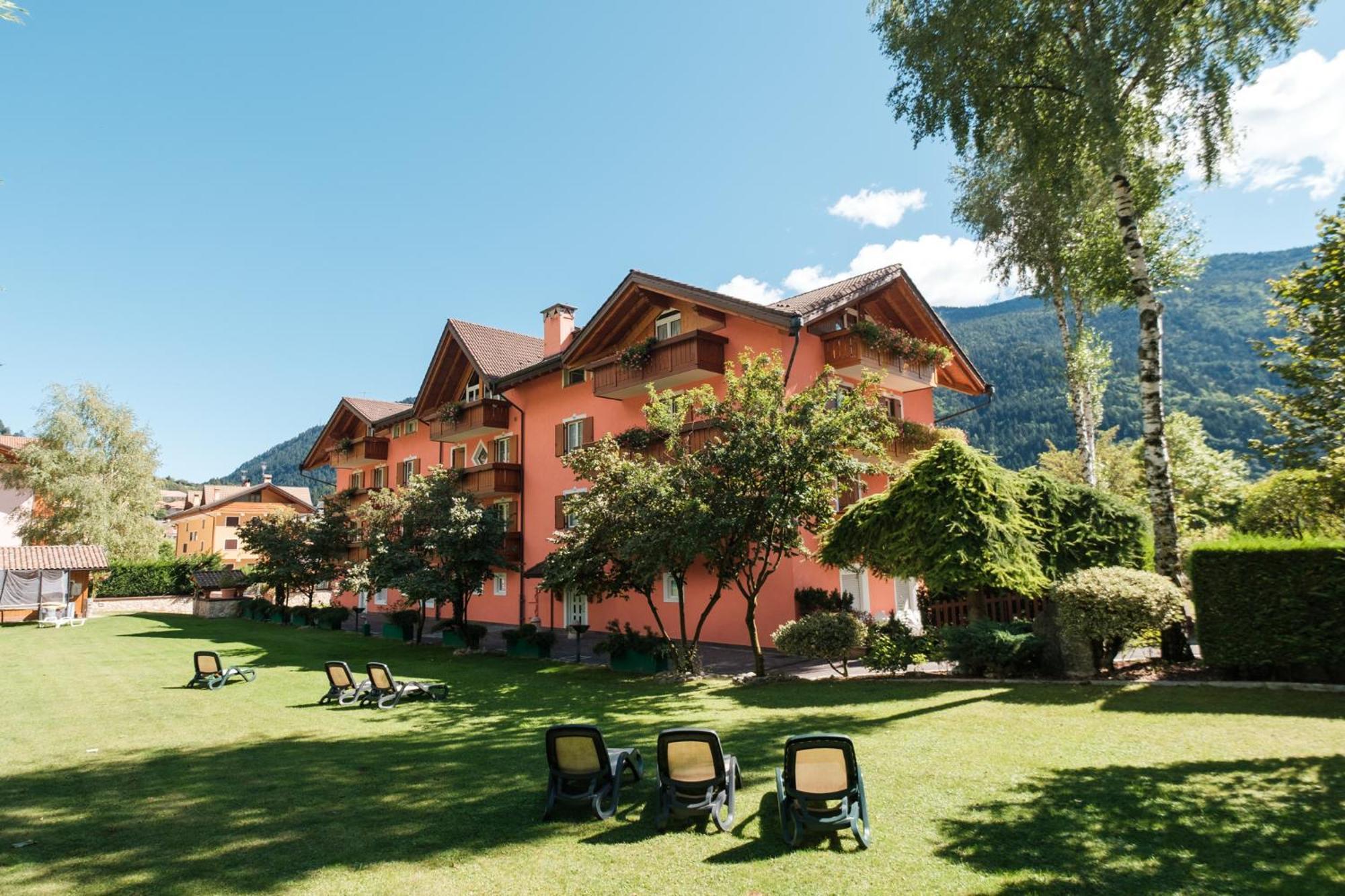Residence Al Caminetto Molveno Extérieur photo