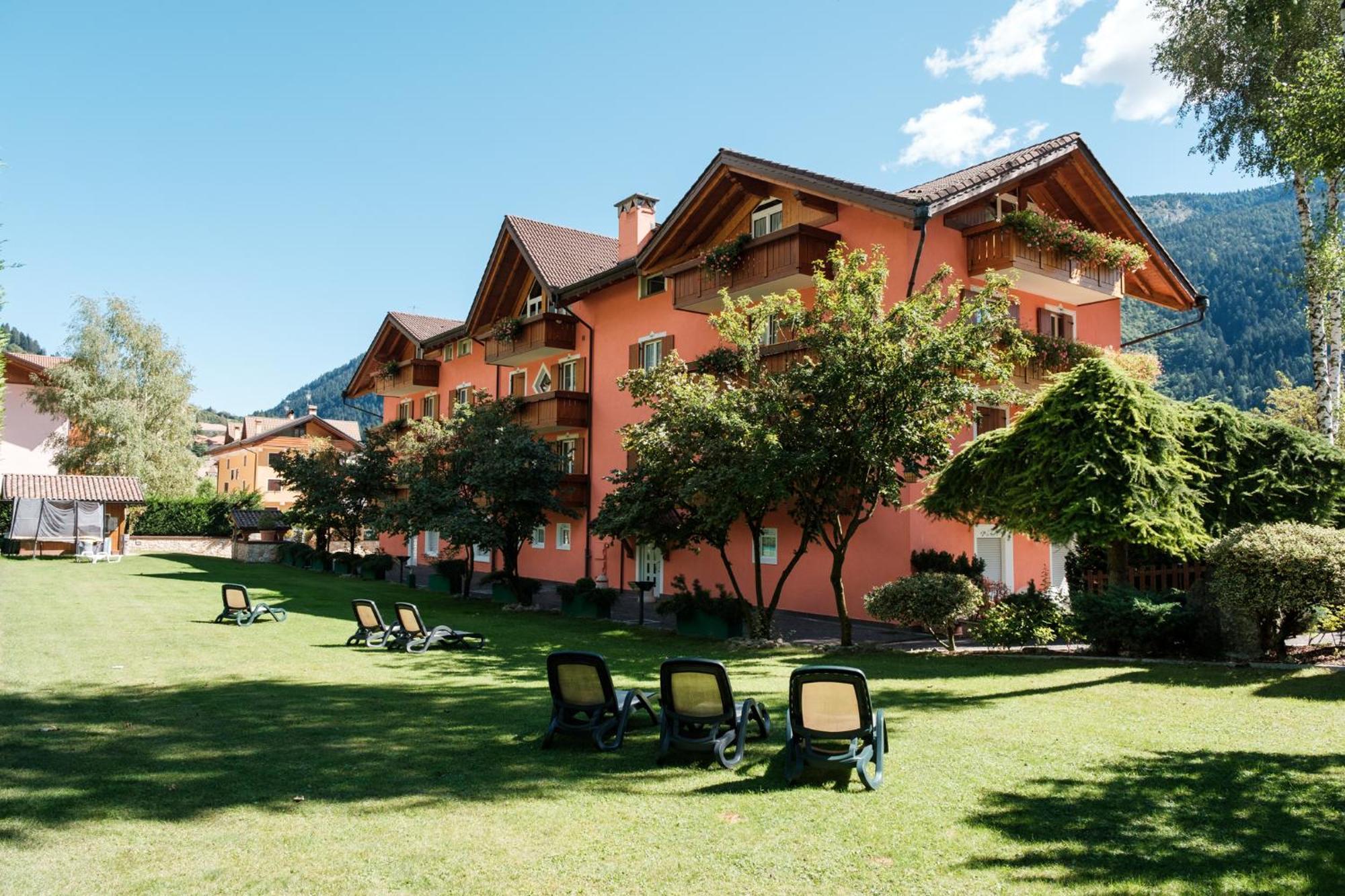 Residence Al Caminetto Molveno Extérieur photo