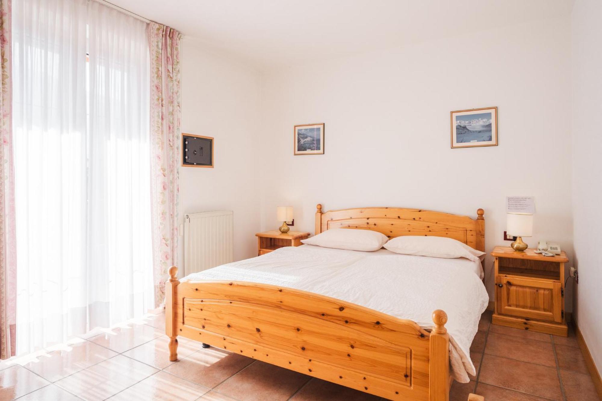 Residence Al Caminetto Molveno Extérieur photo