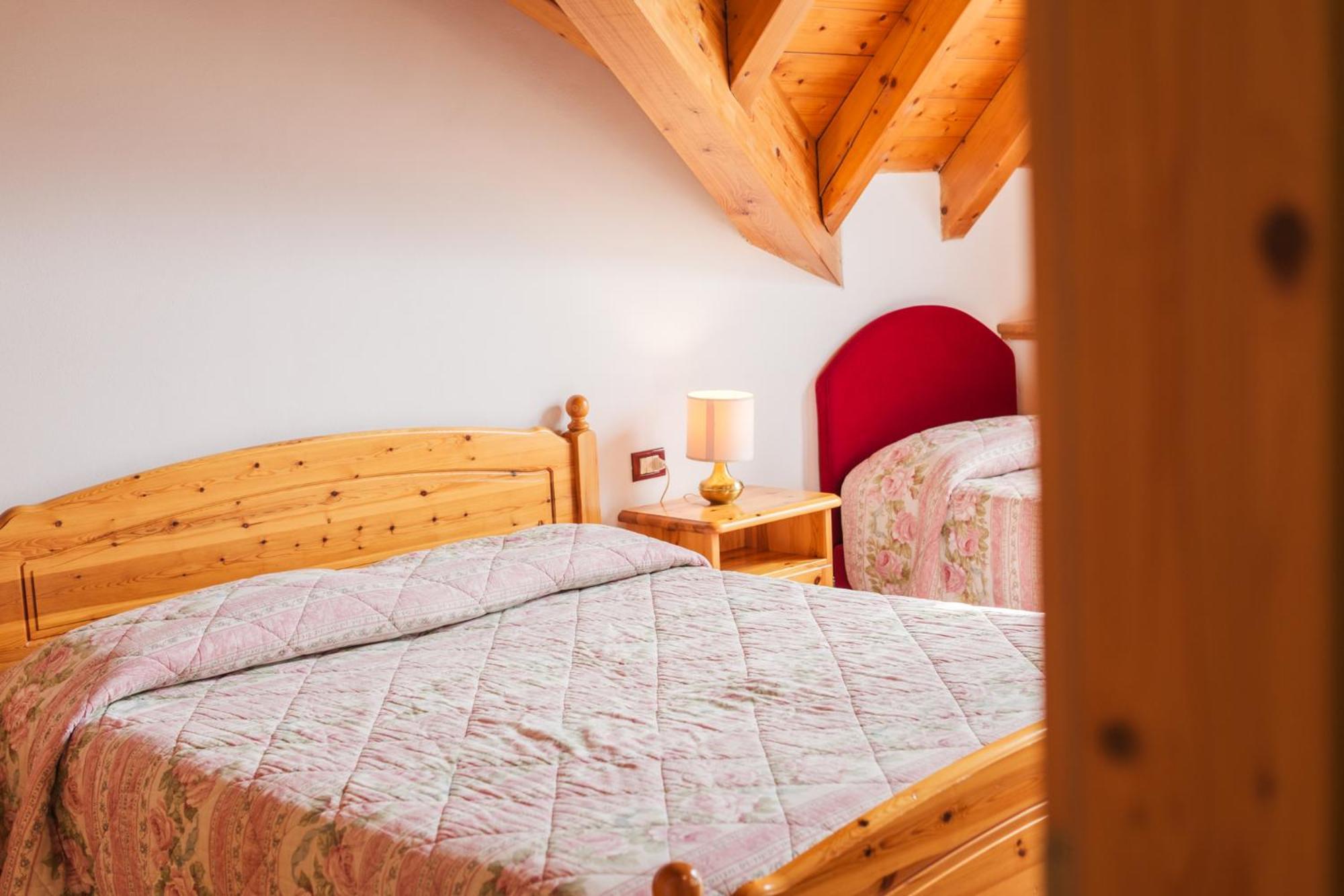 Residence Al Caminetto Molveno Extérieur photo